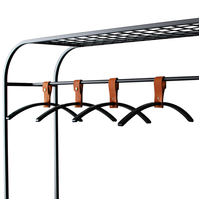 Плечики для одежды Amos Black Clothes Hanger Черный Коричневый в Воронеже | Loft Concept 