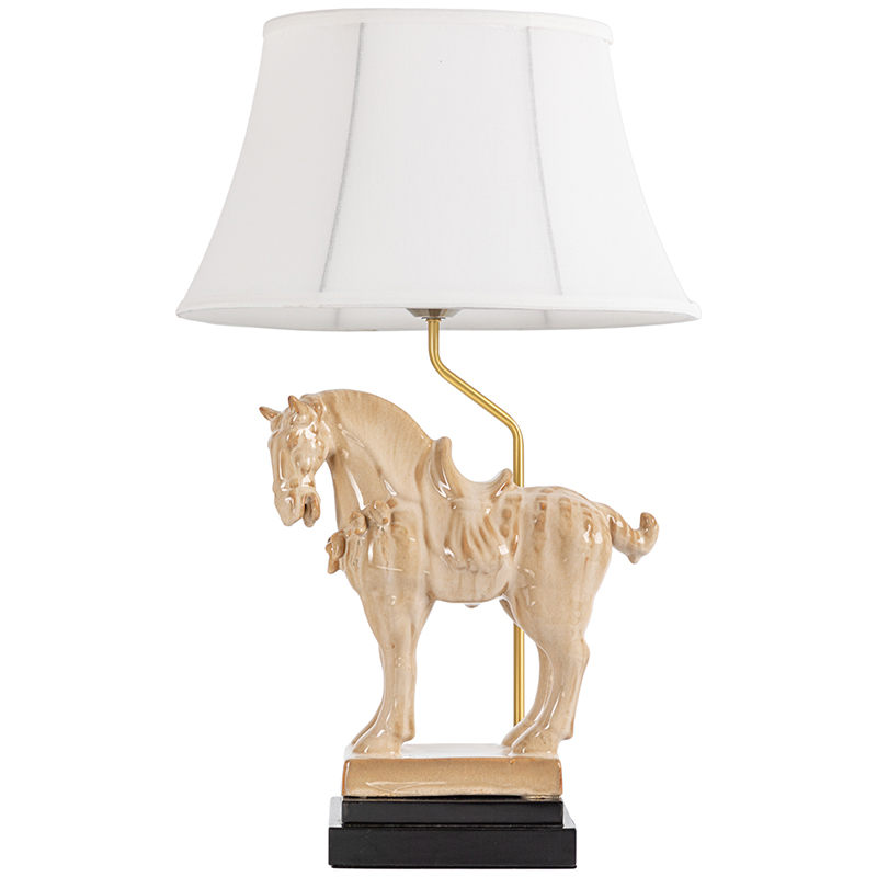 Настольная лампа Dynasty Tang Horse Sculpture Lampshade Бежевый Коричневый Белый Латунь в Воронеже | Loft Concept 