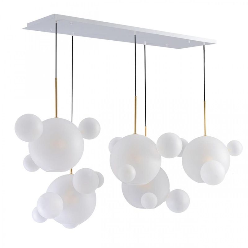 Линейный Светодиодный Светильник Giopato & Coombes Bubble Chandelier Linear Circle матовое белое стекло 5 плафонов Белый Золотой в Воронеже | Loft Concept 