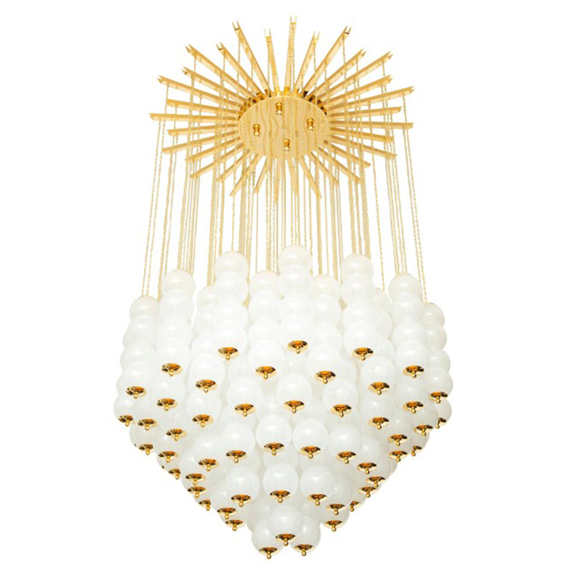 Дизайнерская Люстра Модерн середины ХХ века Flushmount Murano White Glass and Brass Ceiling Light Белый Латунь в Воронеже | Loft Concept 