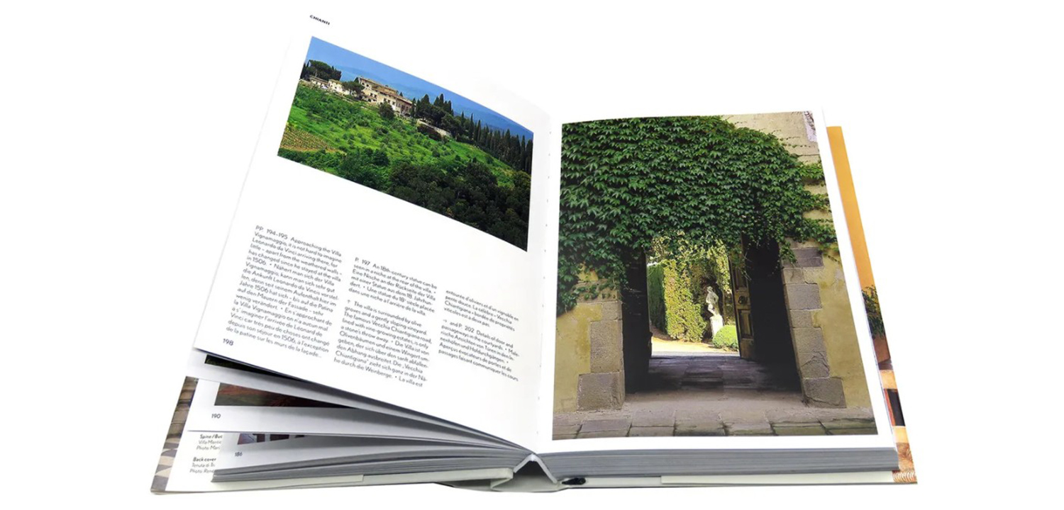 Книга Living in Tuscany - фото №2