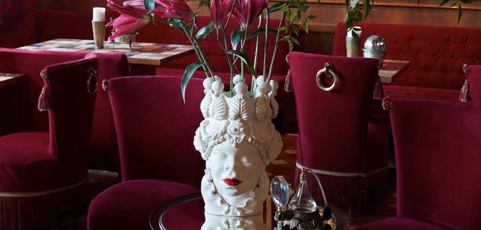 Ваза VASE MORO LADY LIPSTICK Ваза VASE MORO LADY LIPSTICK - Loft-Concept в Воронеже