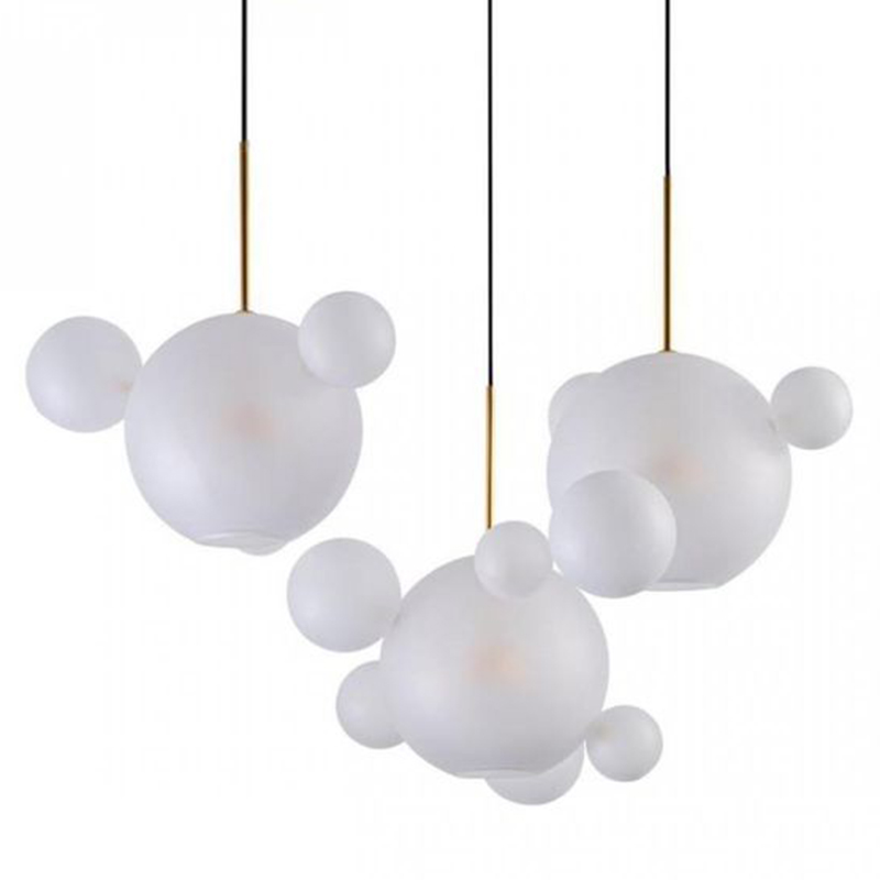 Светодиодный светильник Giopato & Coombes Bubble Chandelier Linear матовое белое стекло 3 плафона Белый Золотой в Воронеже | Loft Concept 