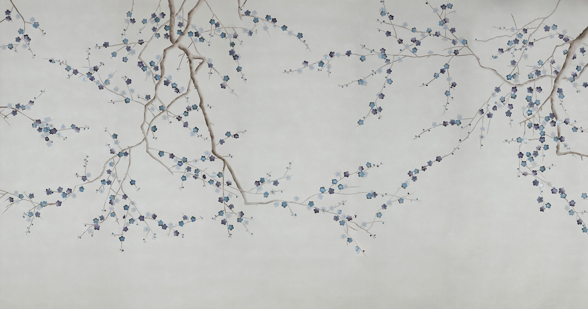 Обои ручная роспись Plum Blossom Colourway SC-81 on Oyster Shell metallic silk Обои ручная роспись Plum Blossom Colourway SC-81 on Oyster Shell metallic silk - постер Loft-Concept в Воронеже