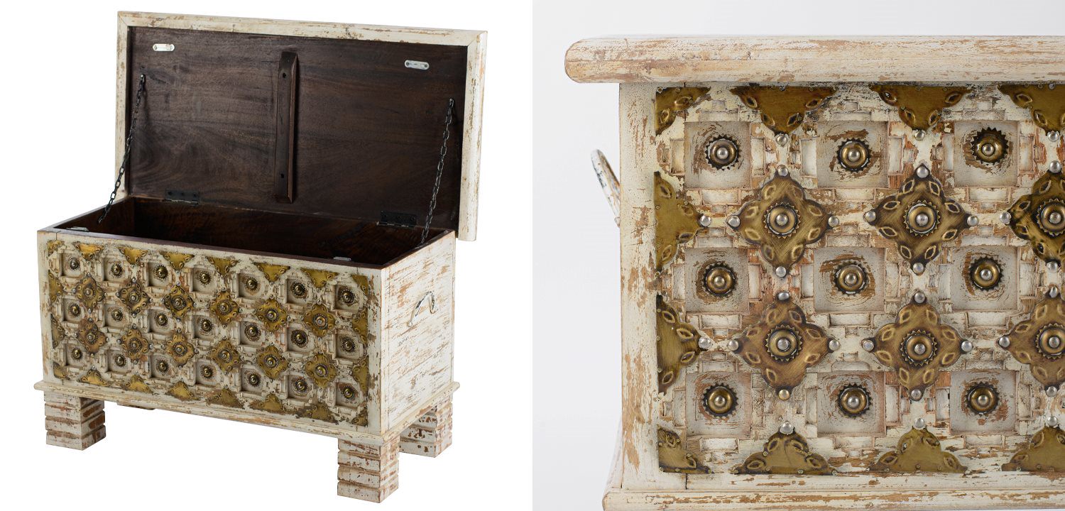 Сундук Antique Indian chest with pearls - фото
