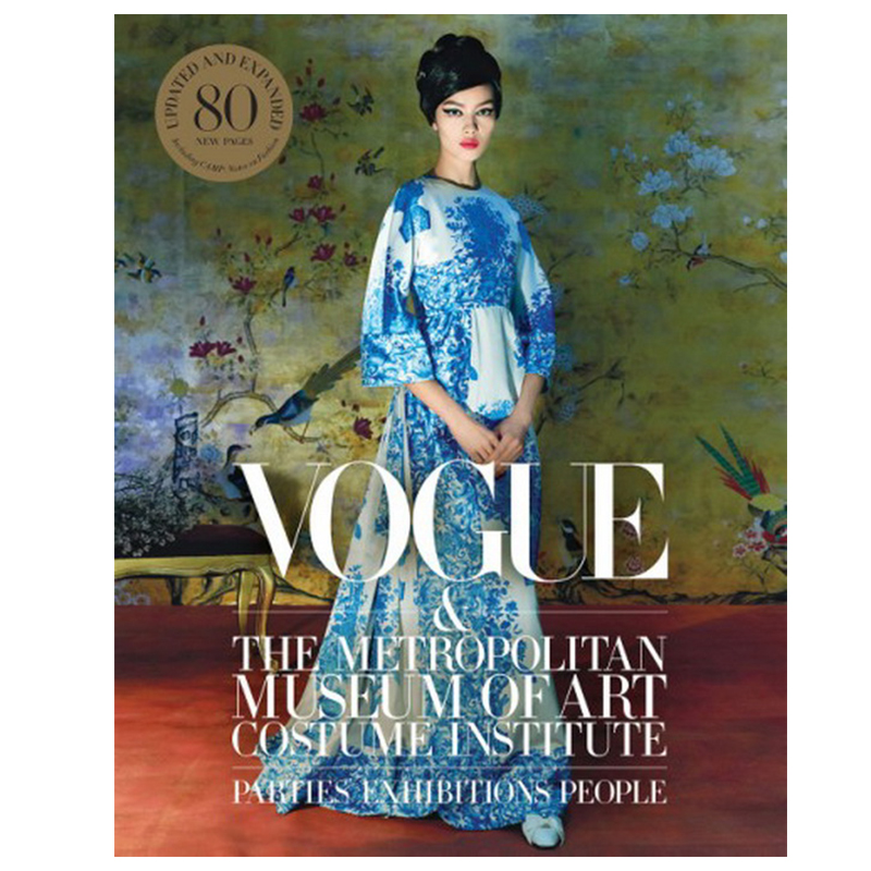 Книга VOGUE AND THE METROPOLITAN MUSEUM OF ART COSTUME INSTITUTE: UPDATED EDITION Книга VOGUE AND THE METROPOLITAN MUSEUM OF ART COSTUME INSTITUTE: UPDATED EDITION в Воронеже | Loft Concept