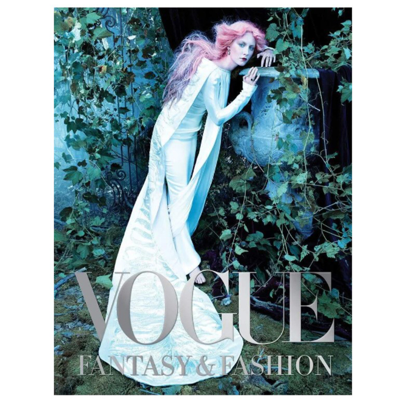 Книга Vogue Fantasy & Fashion photography book  в Воронеже | Loft Concept 