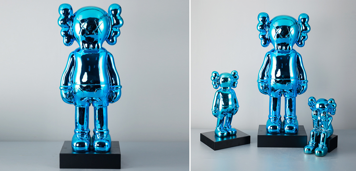 Статуэтка KAWS Blue on stand - фото