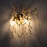 Бра золотого цвета с ветвями и белыми овальными стеклянными подвесками Droplet Chandelier варинант исполнения - 2 | Loft Concept в Воронеже