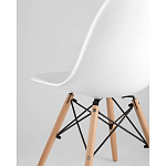 Пластиковый стул на ножках из массива бука Eames White  варинант исполнения - 3 | Loft Concept в Воронеже