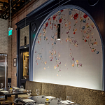 Обои ручная роспись Falling Flowers Standard colourway on Pale Grey dyed silk варинант исполнения - 3 | Loft Concept в Воронеже