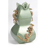 Ваза зеленого цвета из фарфора с бронзовыми ручками в виде драконов и рельефным цветочным декором Eden Garden porcelain and bronze варинант исполнения - 2 | Loft Concept в Воронеже