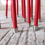 Дизайнерский журнальный стол с круглой прозрачной столешницей и основанием в виде красных металлических тросов Wires варинант исполнения - 3 | Loft Concept в Воронеже