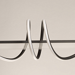 Люстра линейная черного цвета с волнообразным металлическим элементом Luke Lampco Tracer Lamp варинант исполнения - 3 | Loft Concept в Воронеже