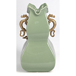 Ваза зеленого цвета из фарфора с бронзовыми ручками в виде драконов и рельефным цветочным декором Eden Garden porcelain and bronze варинант исполнения - 5 | Loft Concept в Воронеже