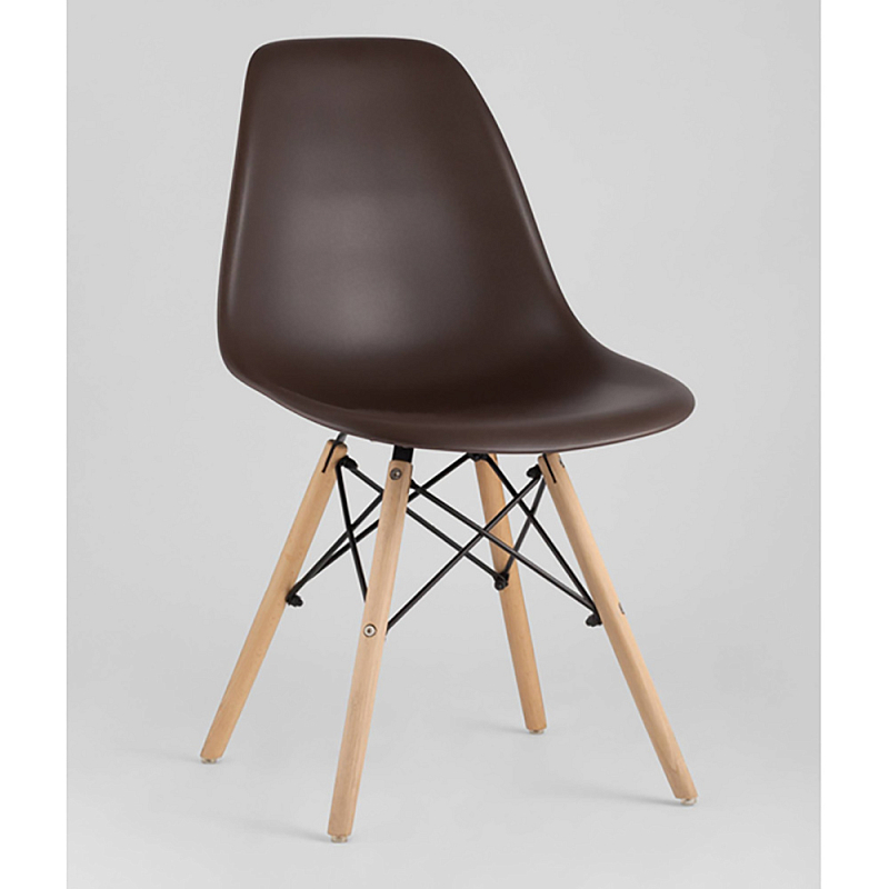 Пластиковый стул на ножках из массива бука Eames Brown Коричневый Древесина в Воронеже | Loft Concept 