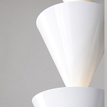 Подвесной светильник светодиодный в виде ряда белых металлических конусов  Herringbone варинант исполнения - 6 | Loft Concept в Воронеже