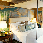 Обои ручная роспись Bamboo River Blossom Original colourway on Deep Rich Gold gilded paper with pearlescent antiquing варинант исполнения - 4 | Loft Concept в Воронеже