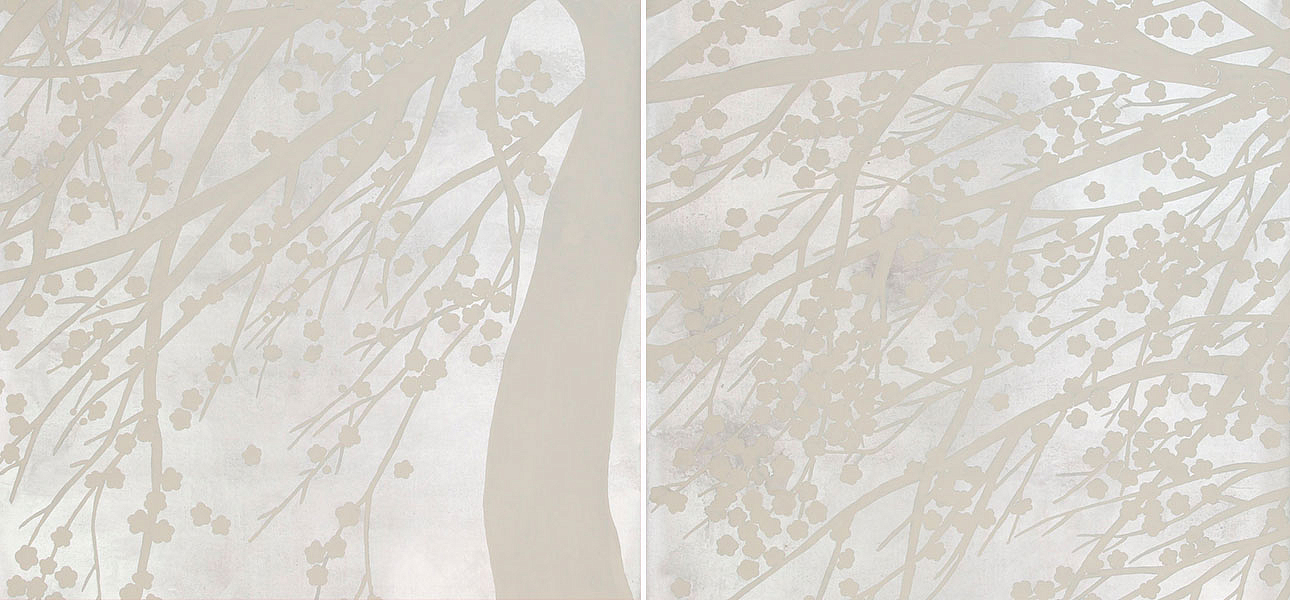 Обои ручная роспись Windswept Blossom Blossom on Sterling Silver gilded silk with pearlescent antiquing Обои ручная роспись Windswept Blossom Blossom on Sterling Silver gilded silk with pearlescent antiquing - Loft-Concept в Воронеже