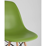 Пластиковый стул на ножках из массива бука Eames Green варинант исполнения - 2 | Loft Concept в Воронеже