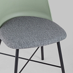 Стул из прочного пластика на металлическом основании Anora Green  варинант исполнения - 7 | Loft Concept в Воронеже