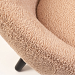 Кресло розовое с обивка из искусственного каракуля Iconic Creation варинант исполнения - 2 | Loft Concept в Воронеже