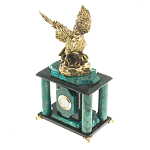 Часы настольные из натурального камня с декором в виде орла Eagle Stone Clock варинант исполнения - 6 | Loft Concept в Воронеже