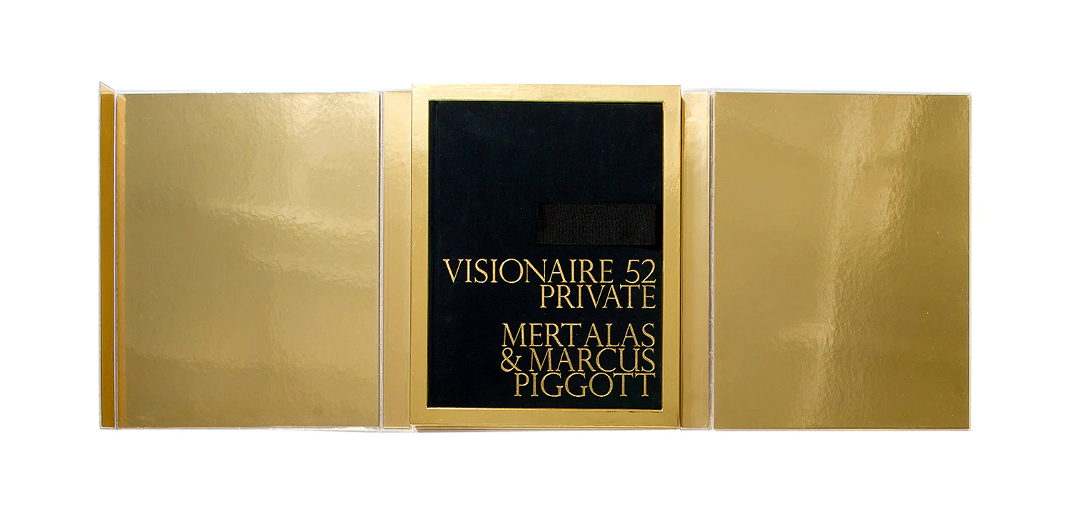 Книга VISIONAIRE 52 PRIVATE LOUIS VUITTON Книга VISIONAIRE 52 PRIVATE LOUIS VUITTON - Loft-Concept в Воронеже