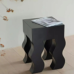 Дизайнерский журнальный стол чёрный с ножками волнистой формы Egopi варинант исполнения - 1 | Loft Concept в Воронеже