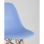 Пластиковый стул на ножках из массива бука Eames Blue варинант исполнения - 2 | Loft Concept в Воронеже