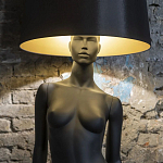 Лампа MANNEQUIN LAMP с абажуром изгибы тела варинант исполнения - 6 | Loft Concept в Воронеже
