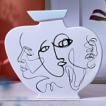 Ваза плоская белая с абстрактными черными линиями в форме лиц Faces of Imagination варинант исполнения - 4 | Loft Concept в Воронеже