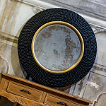 Зеркало в черной фактурной раме с золотым кантом Summon the Light варинант исполнения - 5 | Loft Concept в Воронеже