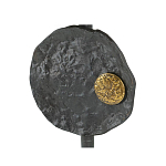 Столик приставной с абстрактным основанием и акцентом в виде золотистого диска Heavenly Space варинант исполнения - 5 | Loft Concept в Воронеже