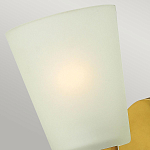 Бра с белым матовым стеклянным плафоном и тремя декоративными шарами Hinkley варинант исполнения - 9 | Loft Concept в Воронеже