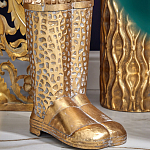 Ваза в форме сапог с рельефной текстурой и ручками Vase Boot варинант исполнения - 4 | Loft Concept в Воронеже