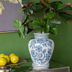 Ваза округлой формы белого цвета с синим растительным узором Blue & White Ornament  варинант исполнения - 5 | Loft Concept в Воронеже