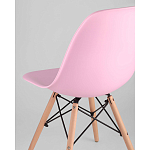 Пластиковый стул на ножках из массива бука Eames Pink варинант исполнения - 3 | Loft Concept в Воронеже
