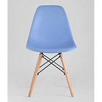 Пластиковый стул на ножках из массива бука Eames Blue варинант исполнения - 4 | Loft Concept в Воронеже