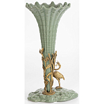 Ваза зеленая фарфоровая с волнистым краем с бронзовой фигуркой журавля Eden Garden  варинант исполнения - 3 | Loft Concept в Воронеже
