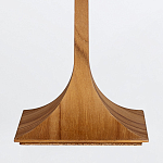 Настольная лампа со скошенным конусовидным абажуром и фигурной ножкой в цвете тик Accord Lighting варинант исполнения - 5 | Loft Concept в Воронеже