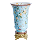 Ваза из голубого фарфора с бронзовыми элементами Blue Garden варинант исполнения - 1 | Loft Concept в Воронеже