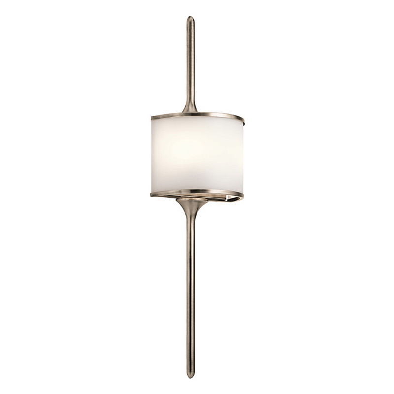 Бра вертикальное с белым полукруглым плафоном и длинным стержнем L Kichler Хром Белый Латунь Серебряный в Воронеже | Loft Concept 