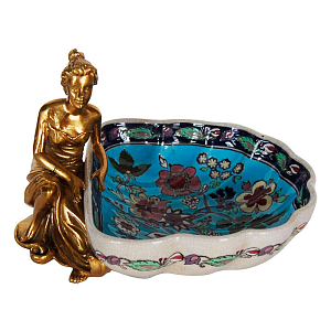 Пепельница фарфоровая с девушкой Victoria