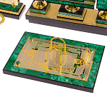 Настольный письменный набор из малахита с декором в виде лошади Leader Organizer варинант исполнения - 3 | Loft Concept в Воронеже