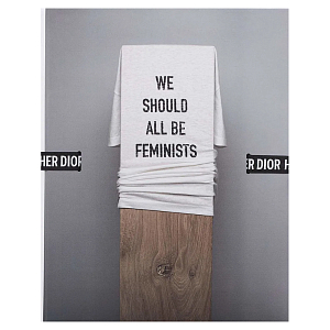 Подарочное издание про феминизм в моде Марии Грации Кьюри Her Dior Maria Grazia Chiuris New Voice