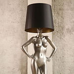 Лампа MANNEQUIN LAMP с абажуром руки на талии варинант исполнения - 4 | Loft Concept в Воронеже