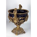 Чаша темно-синего цвета с фигурками ангелов и рельефным декором Eden Garden porcelain and bronze варинант исполнения - 4 | Loft Concept в Воронеже