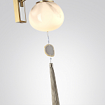 Бра с шарообразным плафоном из белого стекла с подвеской из камня Agatelle варинант исполнения - 5 | Loft Concept в Воронеже