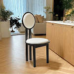 Дизайнерский стул из массива дерева с круглой спинкой Infinitude варинант исполнения - 1 | Loft Concept в Воронеже